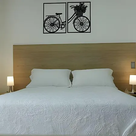 Apartamento Brand New With Balcony Near & Old Town