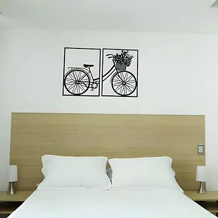 Apartment Brand New With Balcony Near & Old Town Cartagena