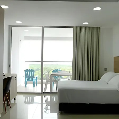 Brand New With Balcony Near & Old Town Apartment