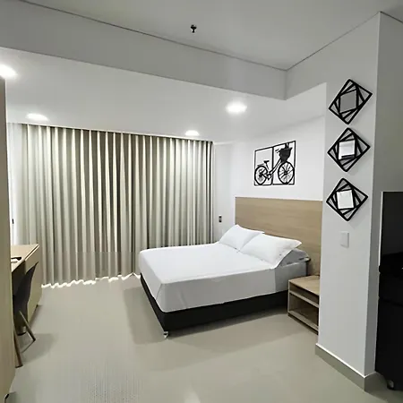 Apartment Brand New With Balcony Near & Old Town *